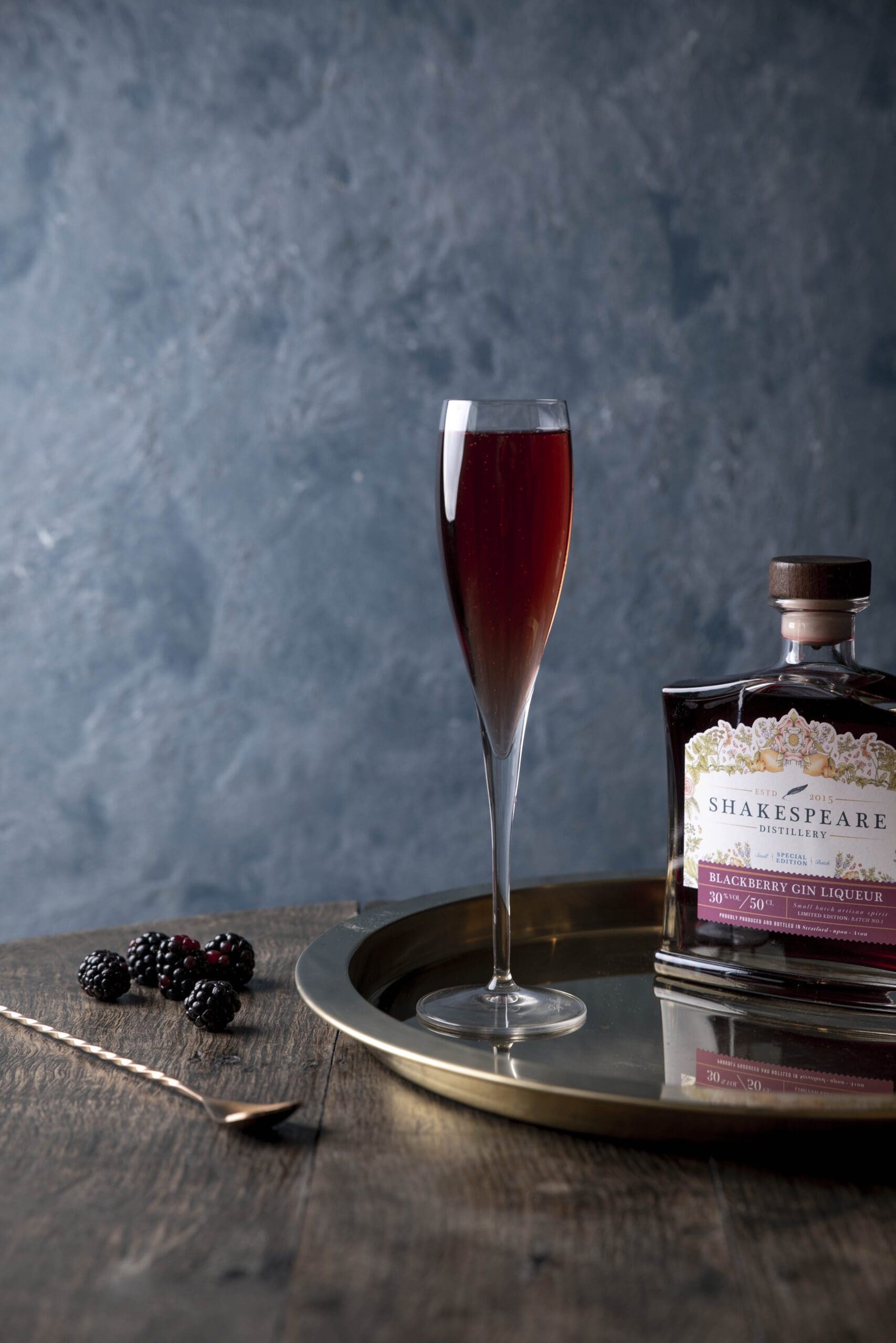 blackberry gin fizz