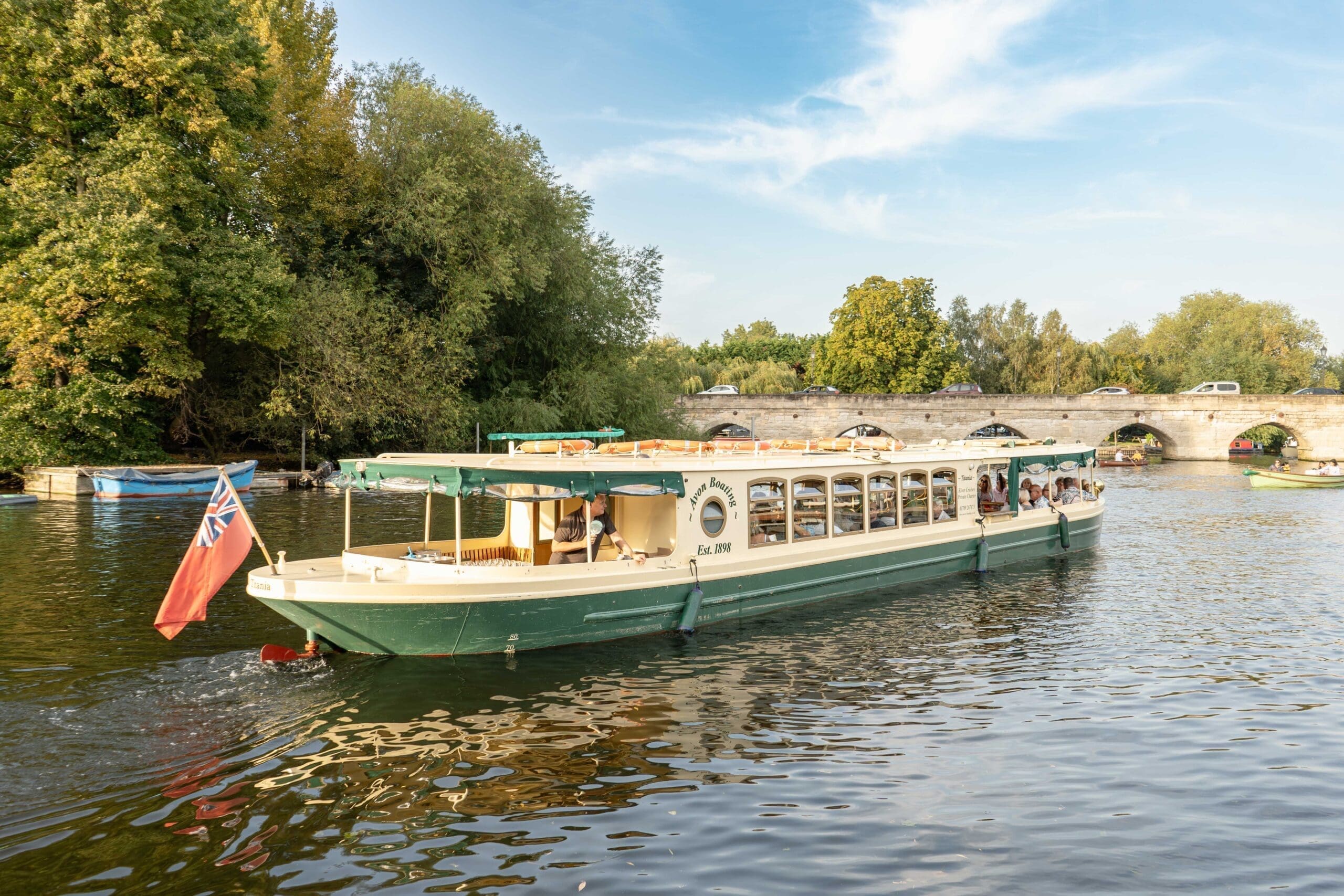h gin cruise